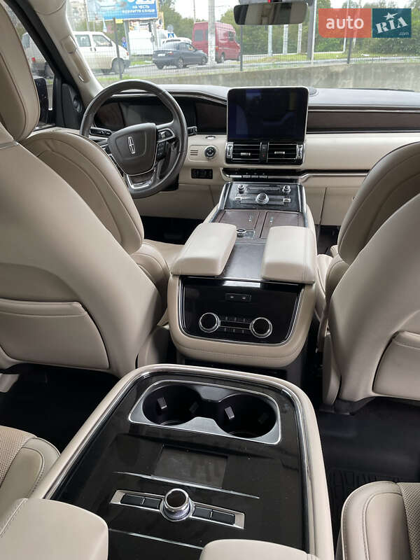 Внедорожник / Кроссовер Lincoln Navigator 2018 в Черновцах