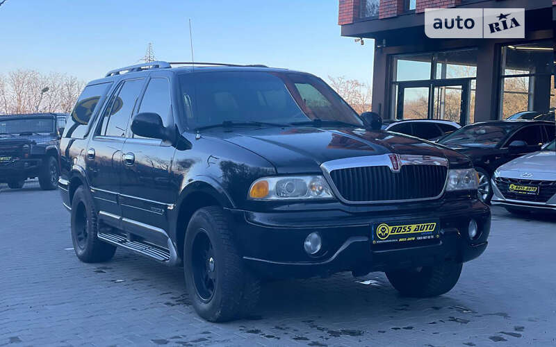 Позашляховик / Кросовер Lincoln Navigator 1998 в Чернівцях