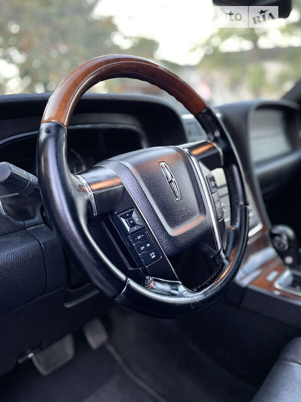 Позашляховик / Кросовер Lincoln Navigator 2014 в Кропивницькому
