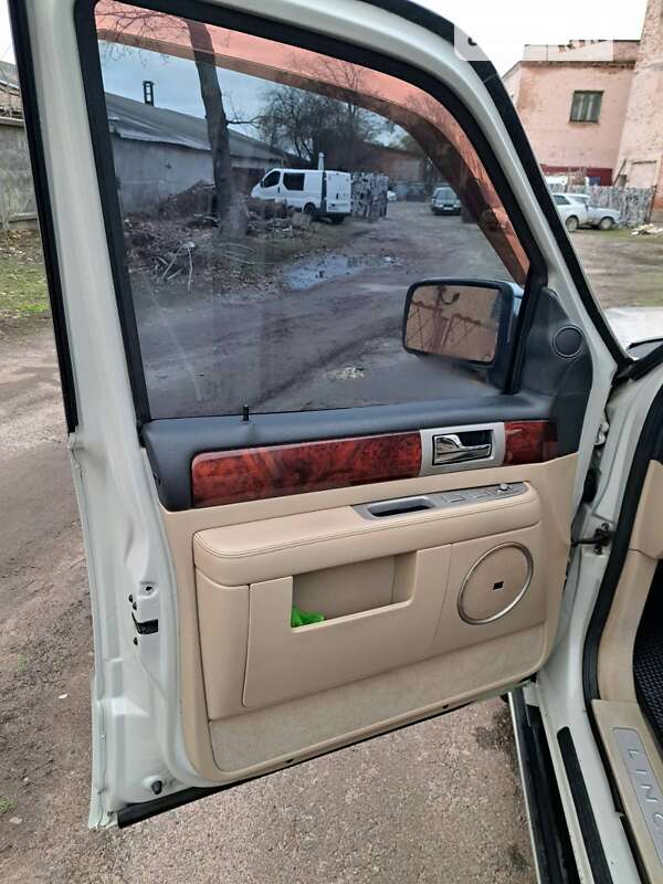 Внедорожник / Кроссовер Lincoln Navigator 2005 в Чернигове