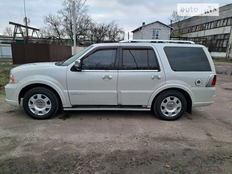 Внедорожник / Кроссовер Lincoln Navigator 2005 в Чернигове