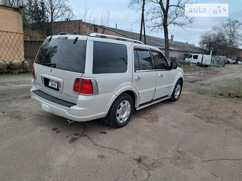 Внедорожник / Кроссовер Lincoln Navigator 2005 в Чернигове