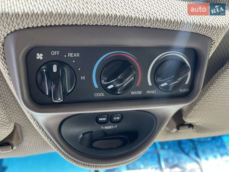 Внедорожник / Кроссовер Lincoln Navigator 1998 в Львове