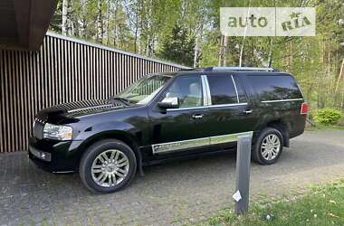 Позашляховик / Кросовер Lincoln Navigator 2007 в Києві