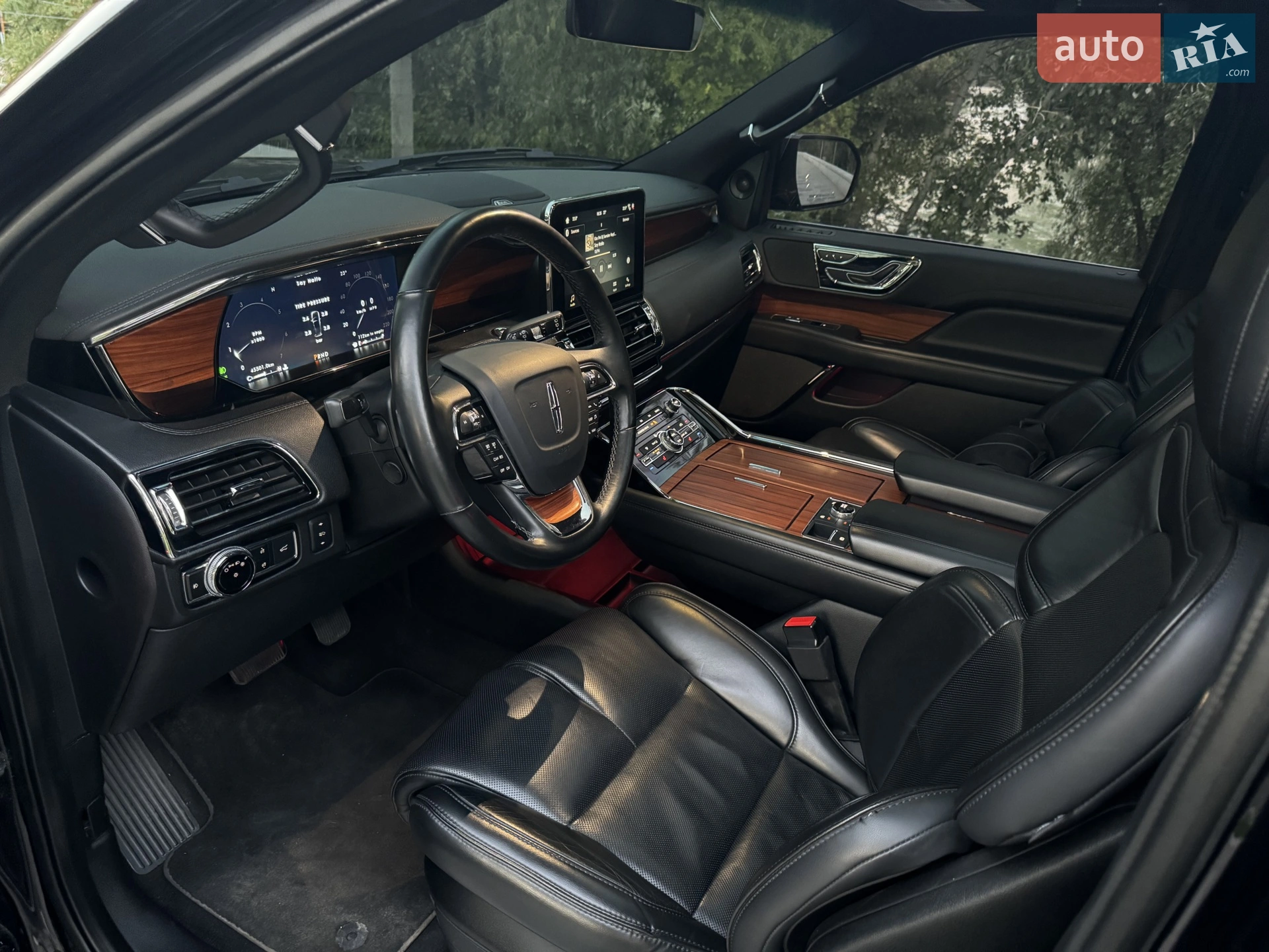 2019 Lincoln Navigator - мініатюра 18