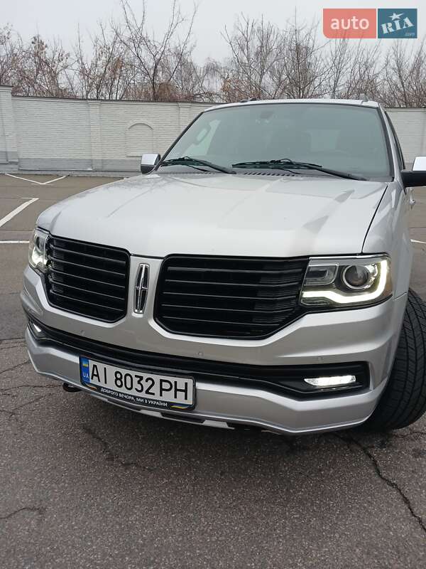 Внедорожник / Кроссовер Lincoln Navigator 2015 в Киеве