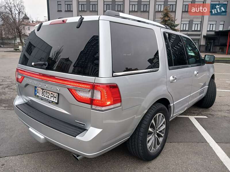 Внедорожник / Кроссовер Lincoln Navigator 2015 в Киеве