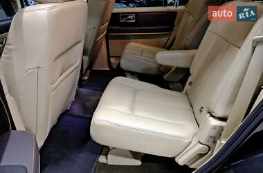 Внедорожник / Кроссовер Lincoln Navigator 2016 в 