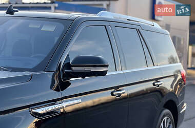 Внедорожник / Кроссовер Lincoln Navigator 2019 в 