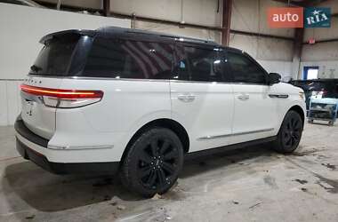 Позашляховик / Кросовер Lincoln Navigator 2022 в 