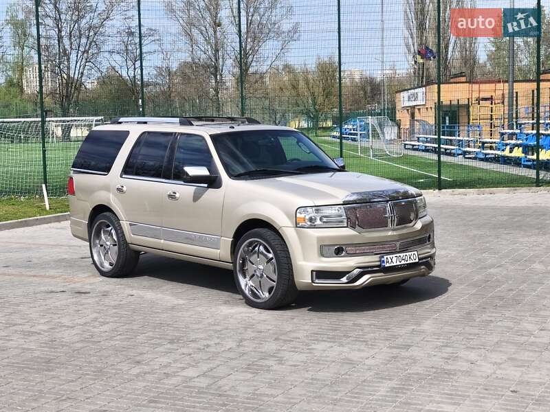 Позашляховик / Кросовер Lincoln Navigator 2007 в 