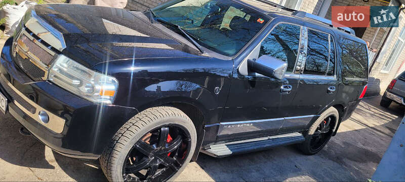 Внедорожник / Кроссовер Lincoln Navigator 2006 в Харькове