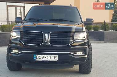 Позашляховик / Кросовер Lincoln Navigator 2016 в Городку