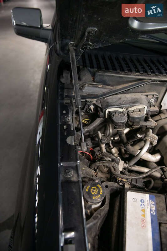 Позашляховик / Кросовер Lincoln Navigator 2015 в Львові фото 27 Позашляховик / Кросовер Lincoln Navigator 2015 в Львові