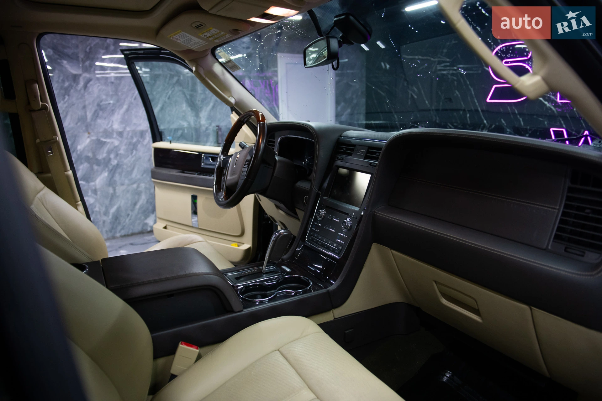 2015 Lincoln Navigator - мініатюра 82