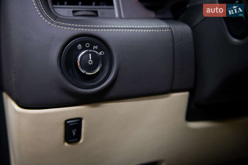 Позашляховик / Кросовер Lincoln Navigator 2015 в Львові фото 91 Позашляховик / Кросовер Lincoln Navigator 2015 в Львові