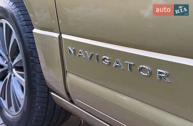Внедорожник / Кроссовер Lincoln Navigator 2015 в 
