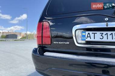 Позашляховик / Кросовер Lincoln Navigator 1998 в 