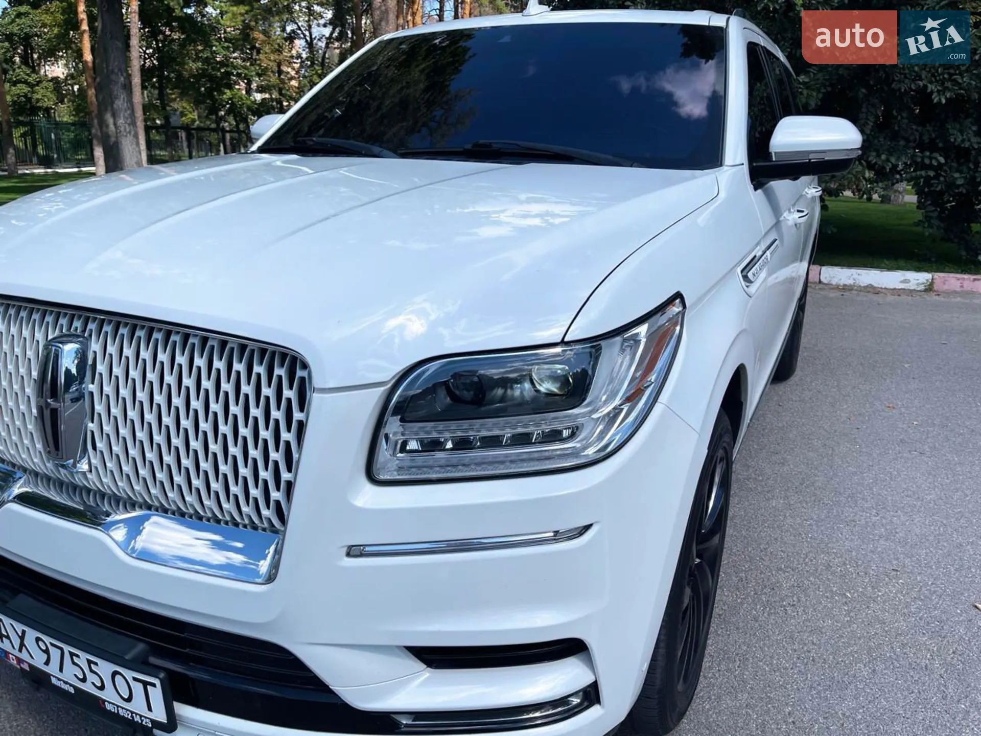 2019 Lincoln Navigator - мініатюра 11