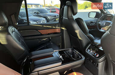 Внедорожник / Кроссовер Lincoln Navigator 2020 в 