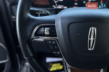 Внедорожник / Кроссовер Lincoln Navigator 2020 в 