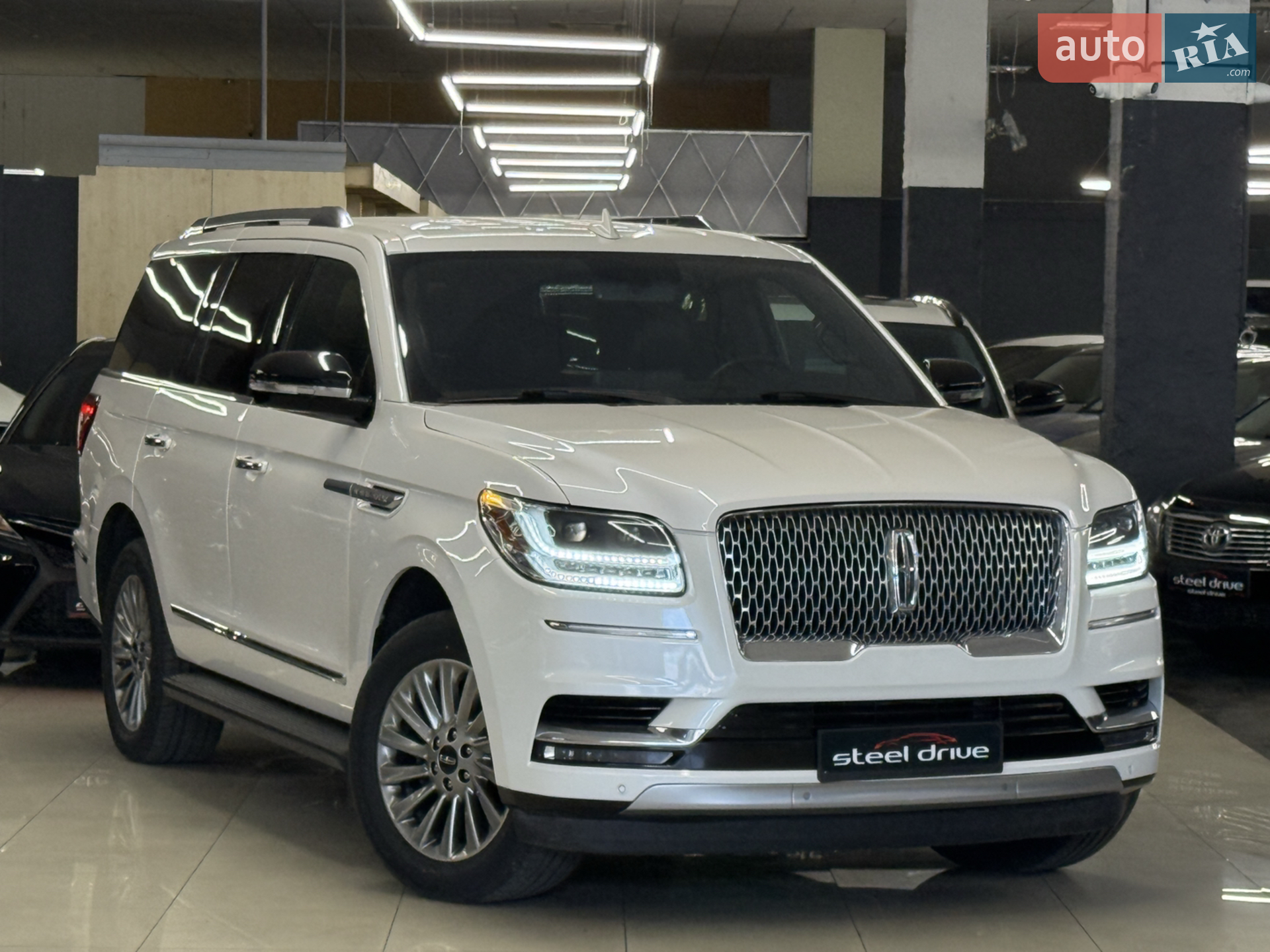 2019 Lincoln Navigator - фото 1