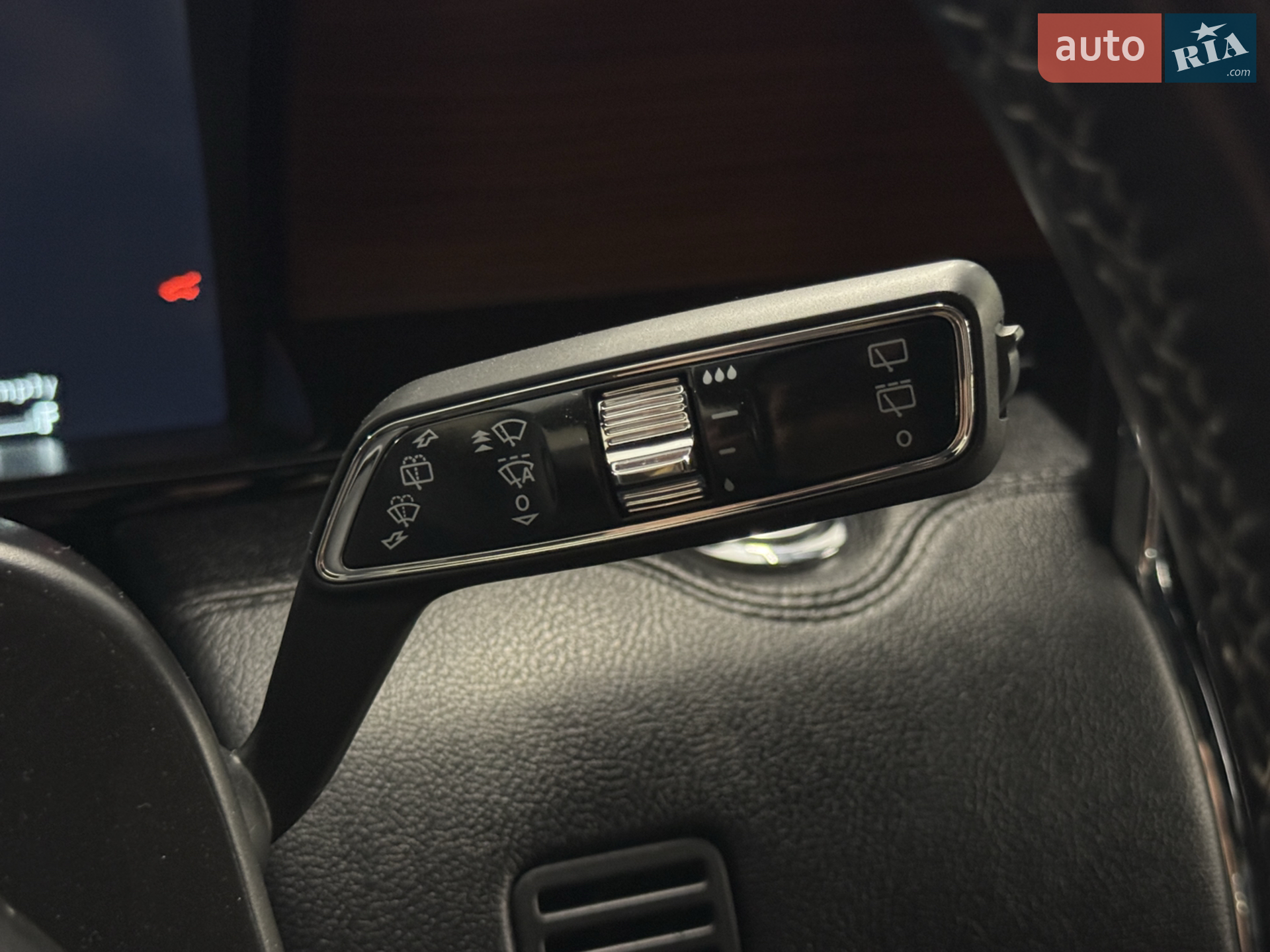 2019 Lincoln Navigator - мініатюра 28