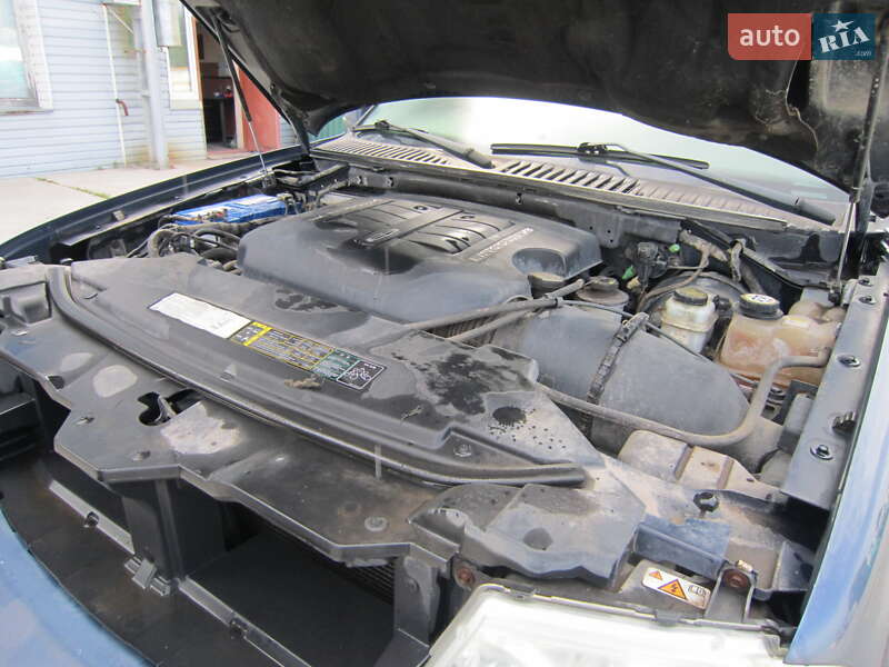 Внедорожник / Кроссовер Lincoln Navigator 2003 в Сумах