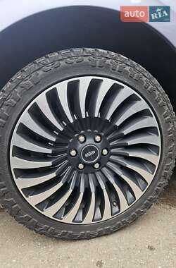 Внедорожник / Кроссовер Lincoln Navigator 2020 в 
