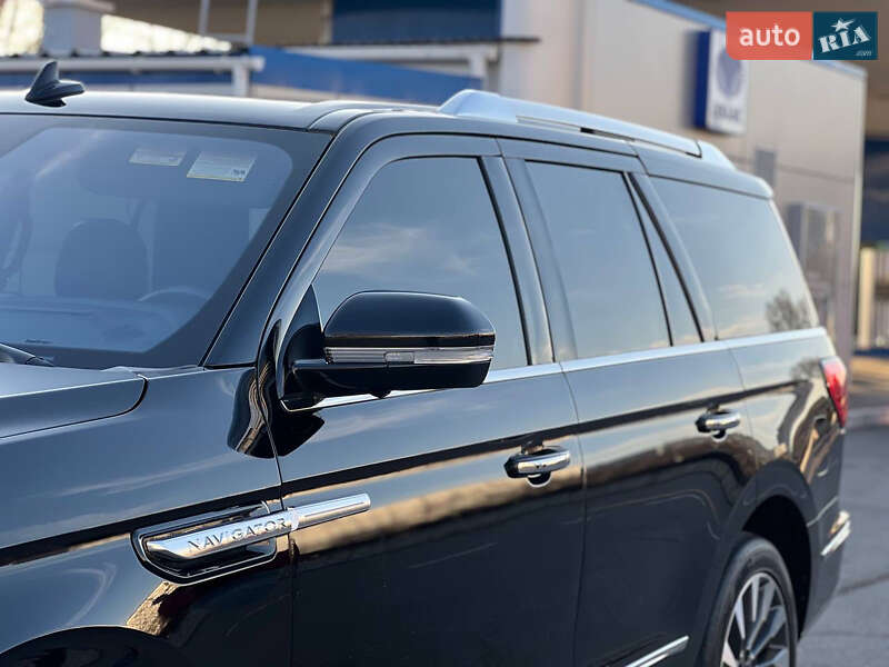 Внедорожник / Кроссовер Lincoln Navigator 2019 в Днепре фото 21 Внедорожник / Кроссовер Lincoln Navigator 2019 в Днепре