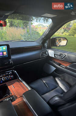 Внедорожник / Кроссовер Lincoln Navigator 2020 в 