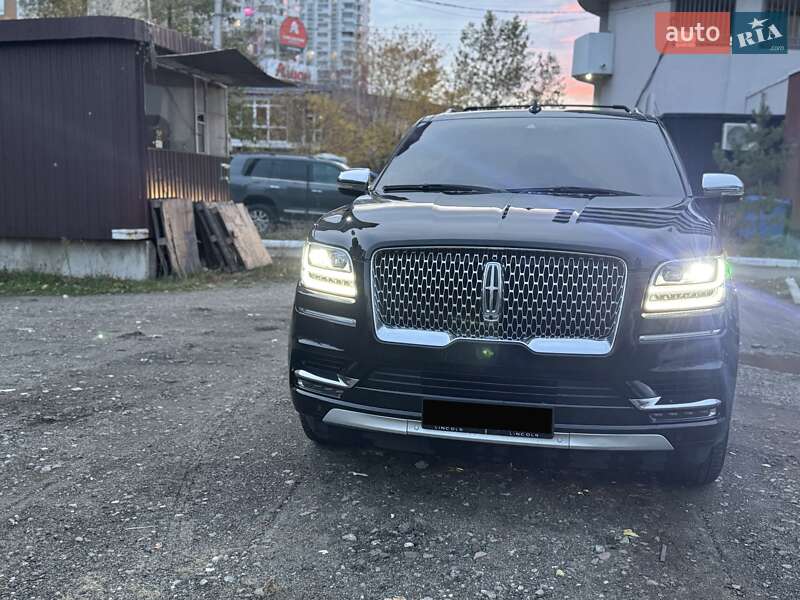 Внедорожник / Кроссовер Lincoln Navigator 2018 в Киеве фото 4 Внедорожник / Кроссовер Lincoln Navigator 2018 в Киеве