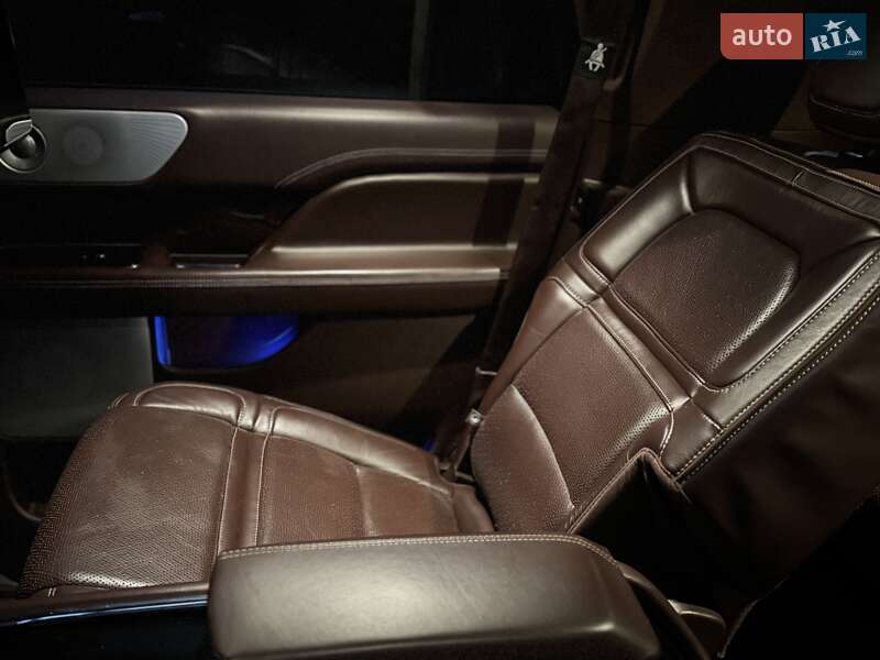 Внедорожник / Кроссовер Lincoln Navigator 2018 в Киеве фото 84 Внедорожник / Кроссовер Lincoln Navigator 2018 в Киеве
