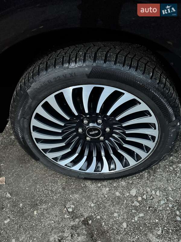 Внедорожник / Кроссовер Lincoln Navigator 2018 в Киеве фото 96 Внедорожник / Кроссовер Lincoln Navigator 2018 в Киеве