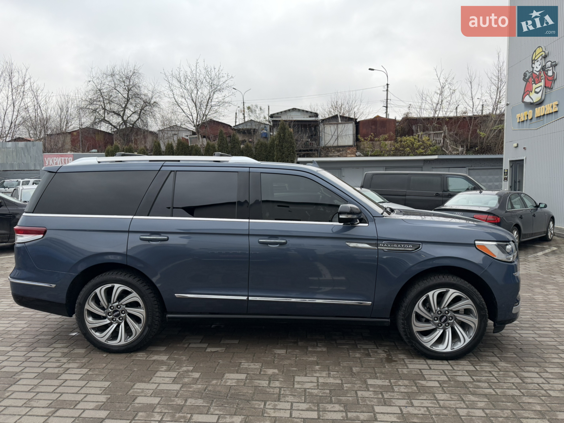 2022 Lincoln Navigator - мініатюра 4