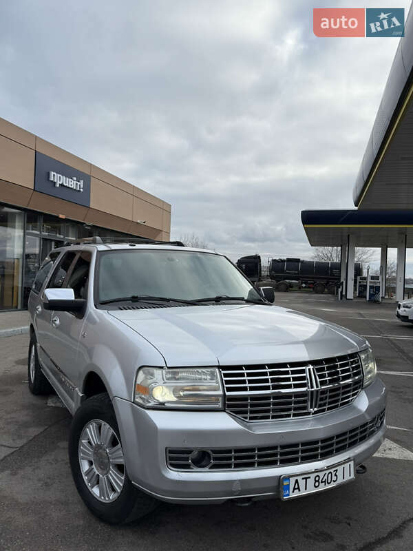 Lincoln Navigator 2010