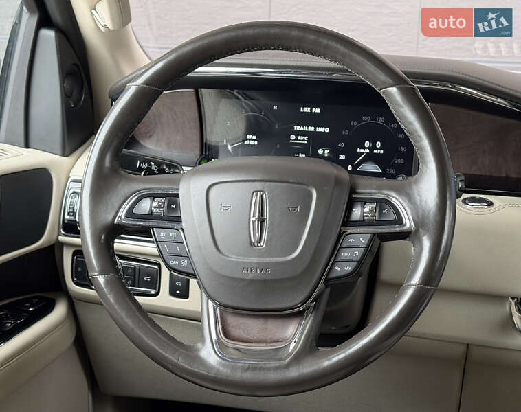 Внедорожник / Кроссовер Lincoln Navigator 2018 в Киеве фото 19 Внедорожник / Кроссовер Lincoln Navigator 2018 в Киеве