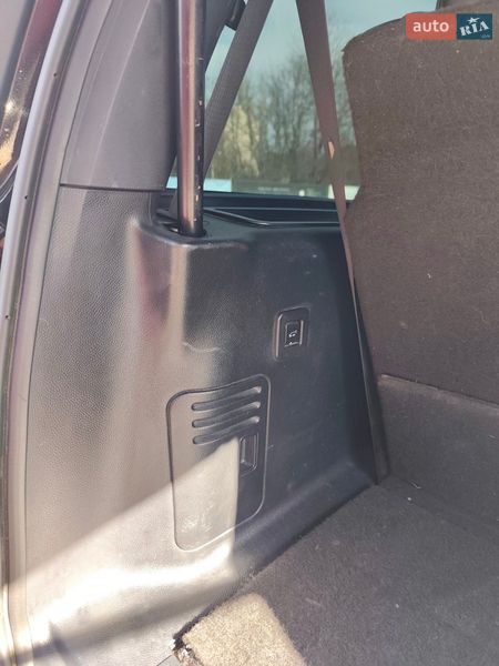 Внедорожник / Кроссовер Lincoln Navigator 2014 в Каменец-Подольском