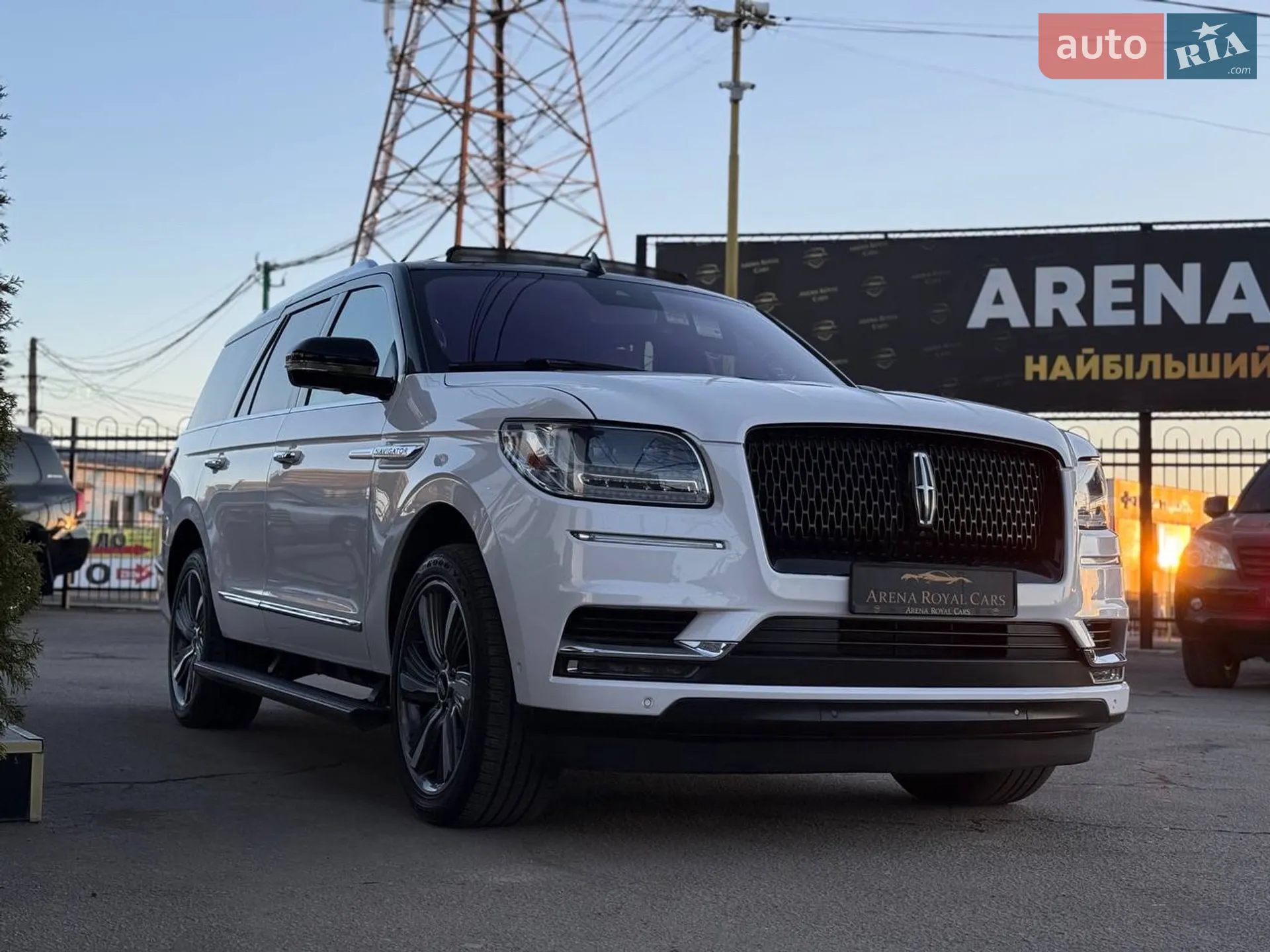 2018 Lincoln Navigator - мініатюра 9