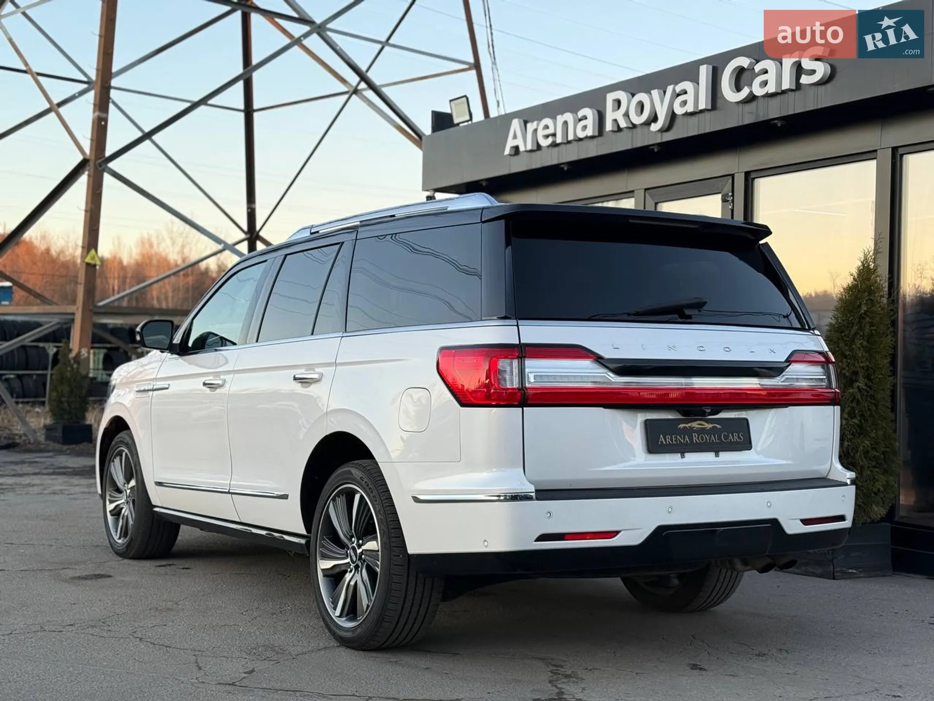 2018 Lincoln Navigator - мініатюра 14
