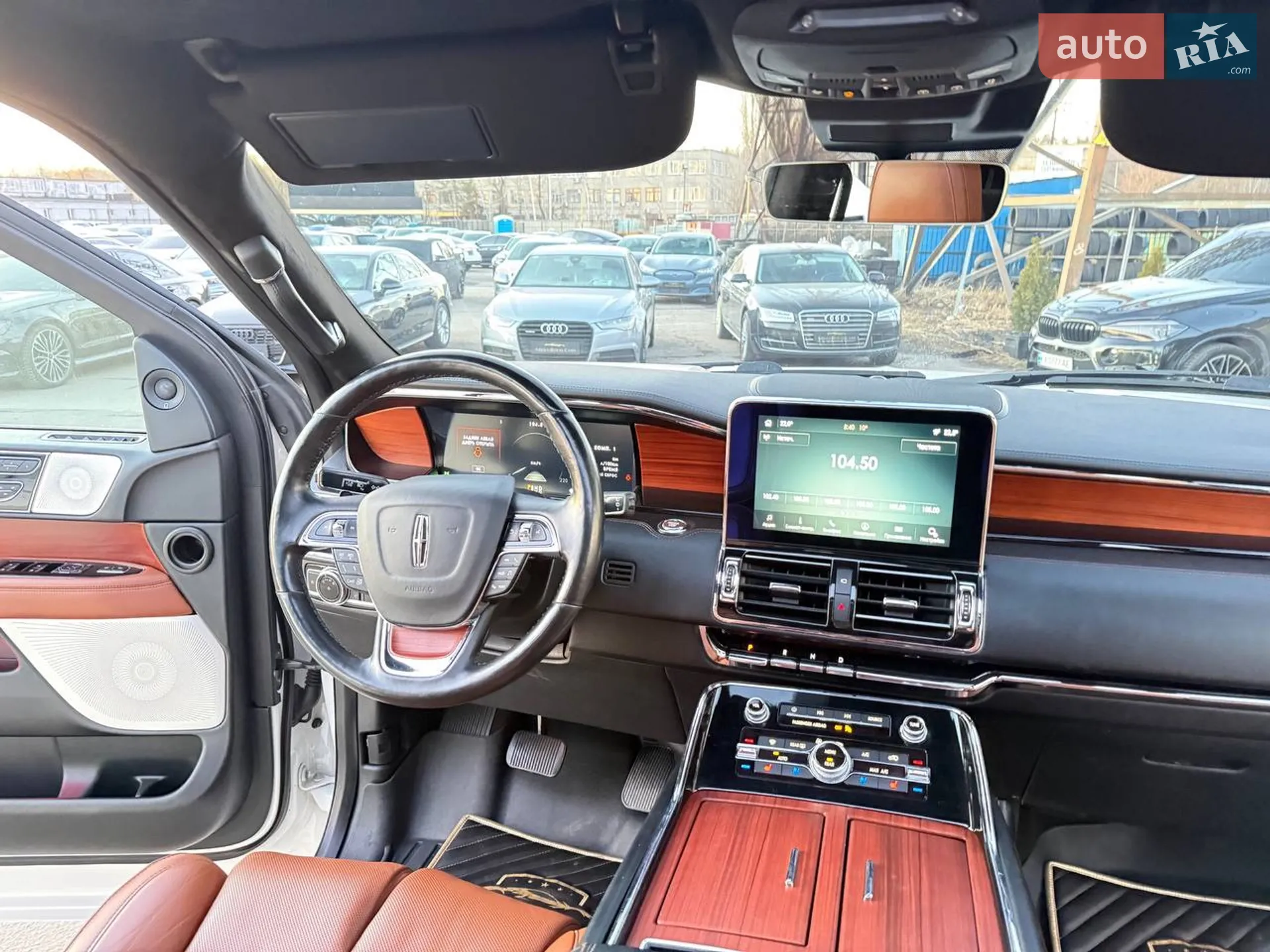 2018 Lincoln Navigator - мініатюра 24