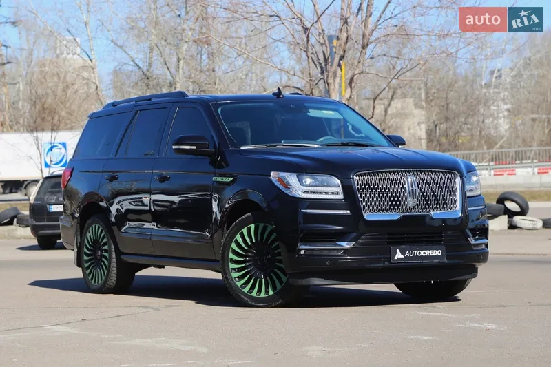 Lincoln Navigator