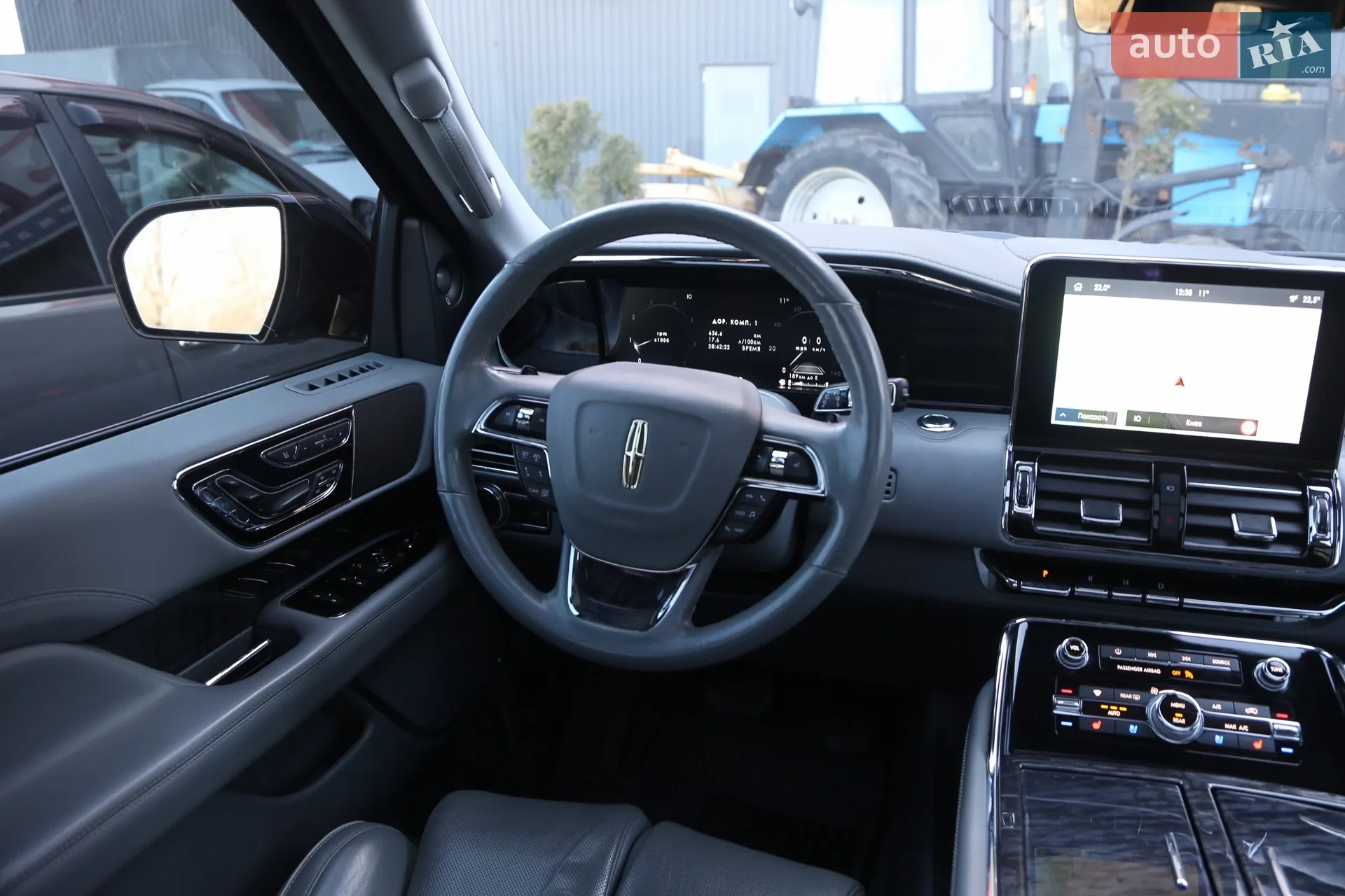 2019 Lincoln Navigator - мініатюра 18