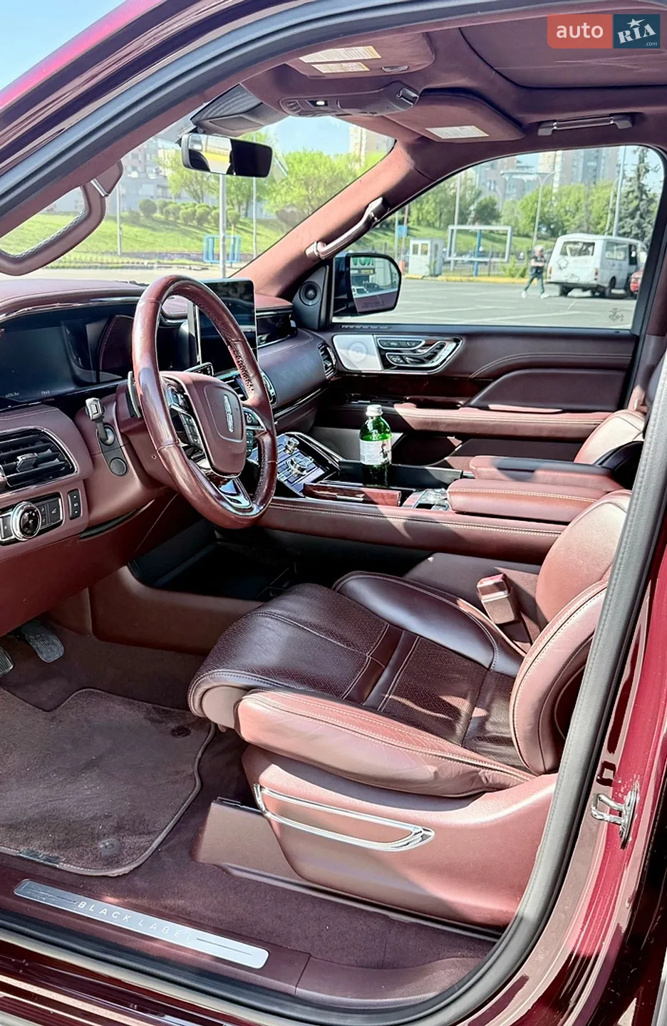 2018 Lincoln Navigator - мініатюра 11