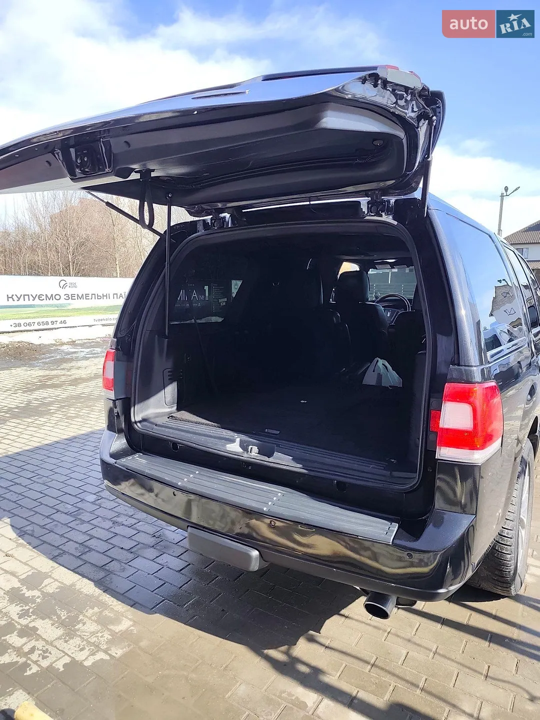 2014 Lincoln Navigator - мініатюра 12