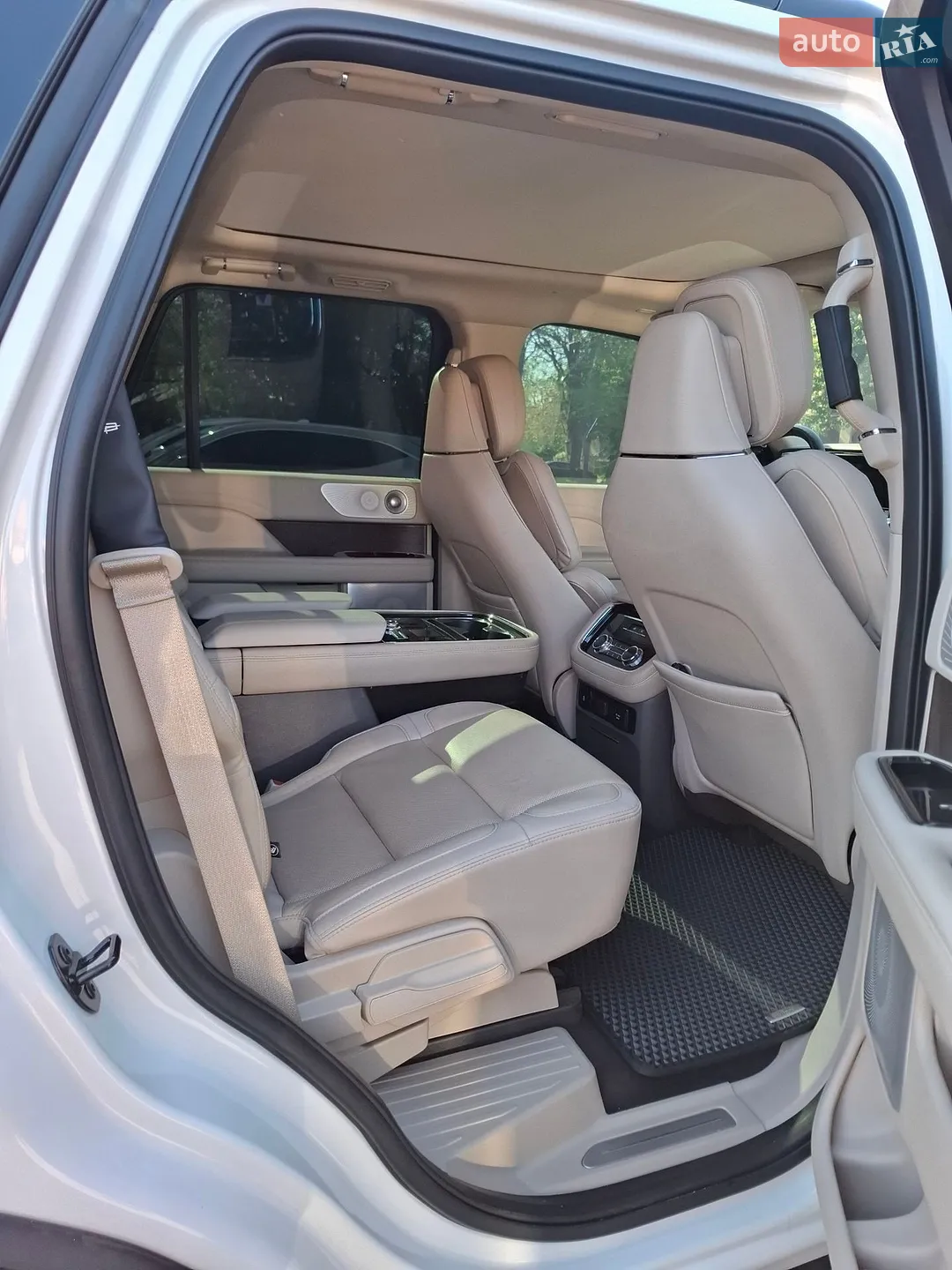 2021 Lincoln Navigator - мініатюра 22