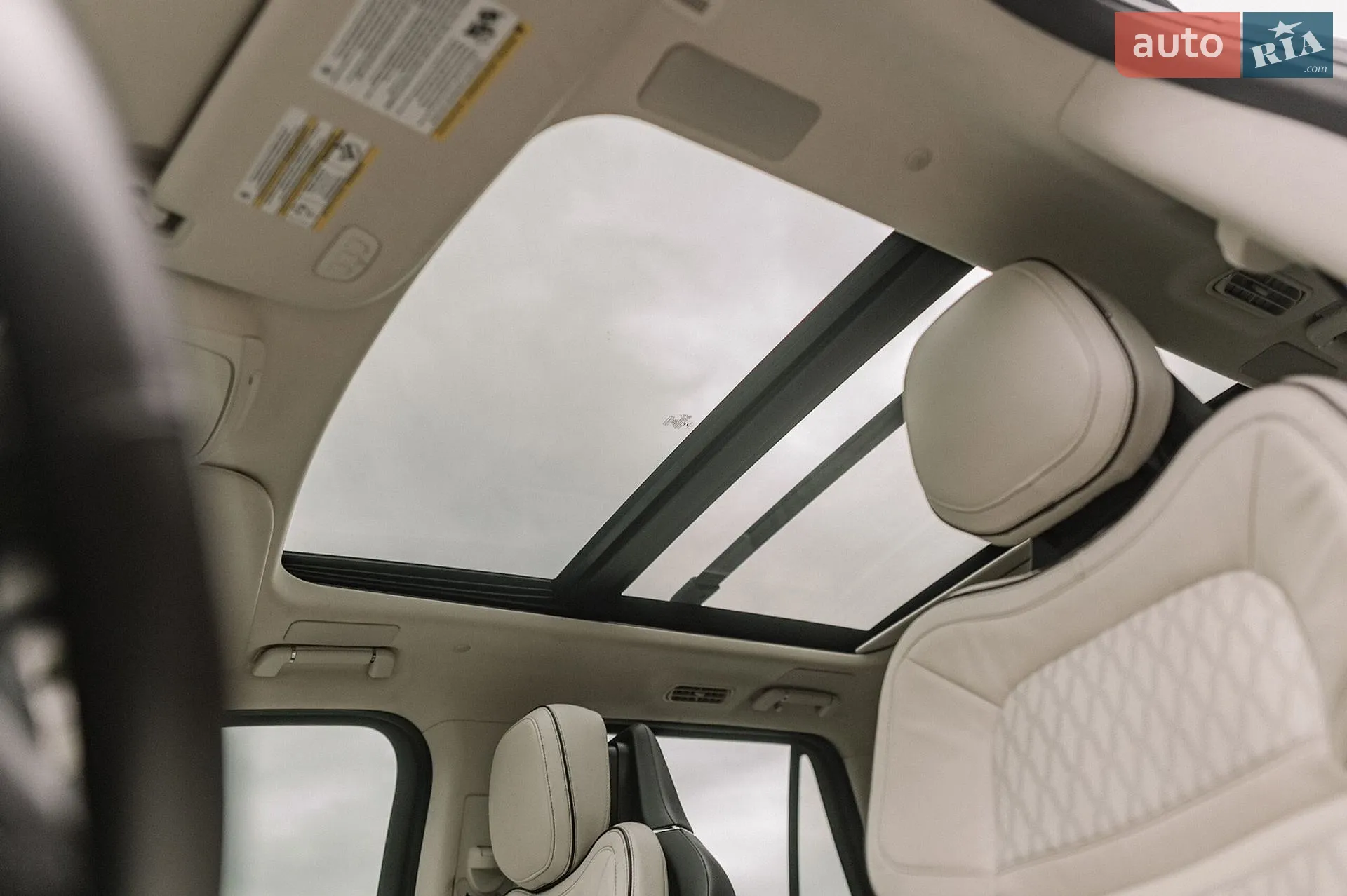2022 Lincoln Navigator - мініатюра 37