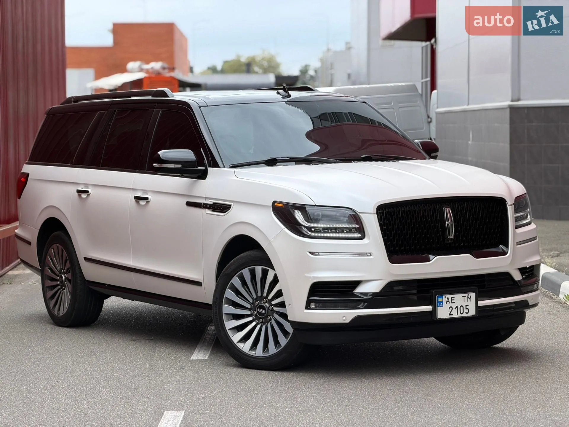 2019 Lincoln Navigator - мініатюра 9