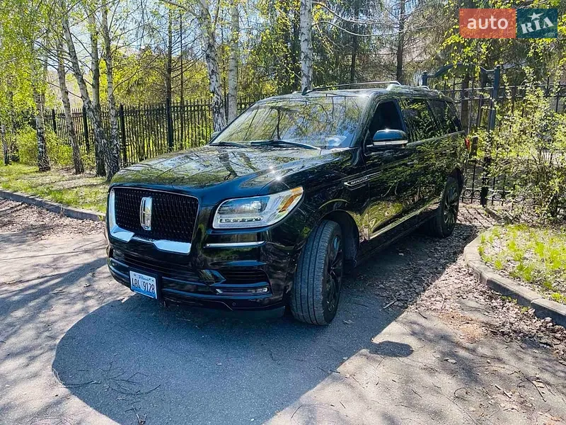 Lincoln Navigator