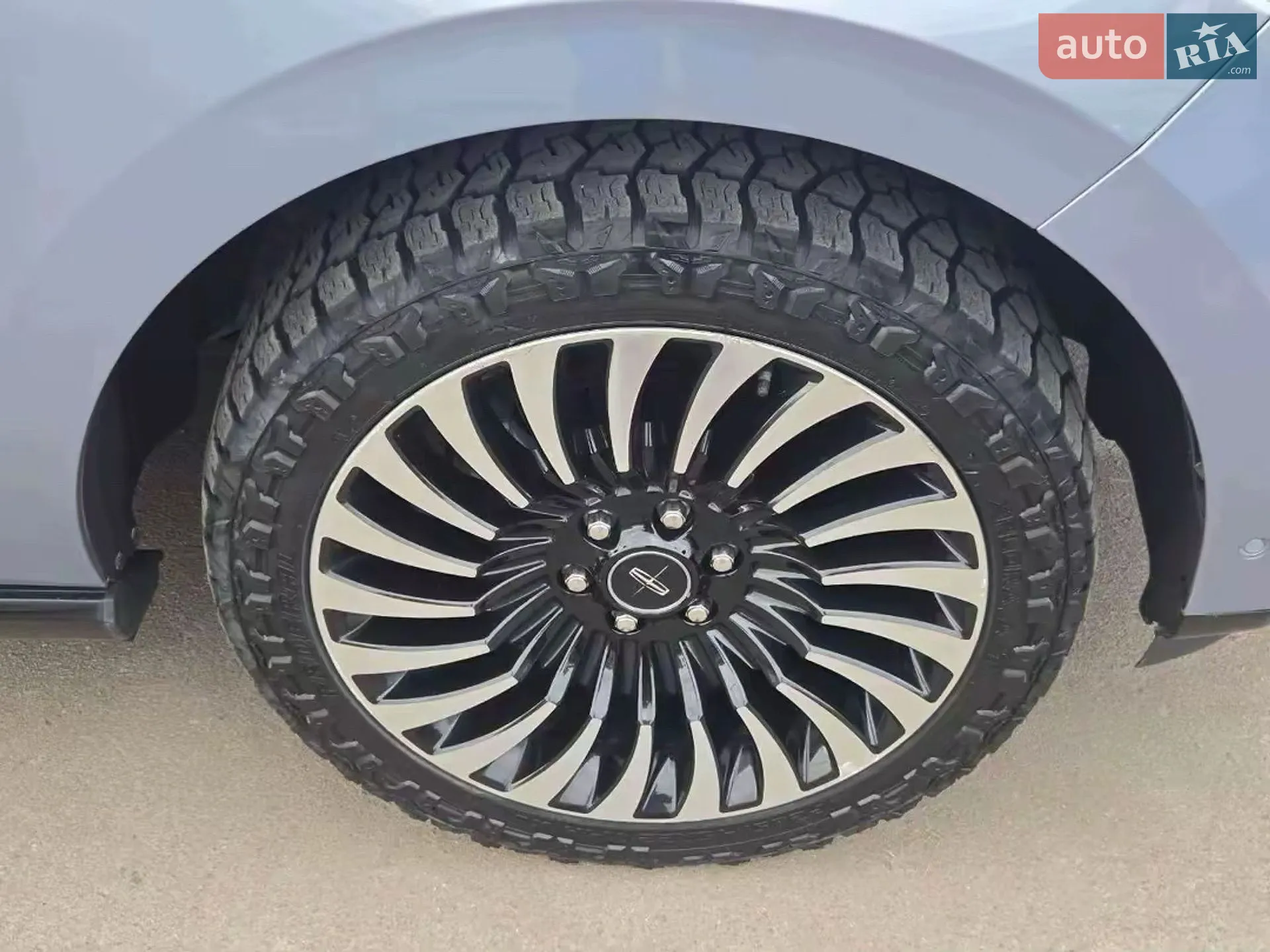 2020 Lincoln Navigator - мініатюра 4